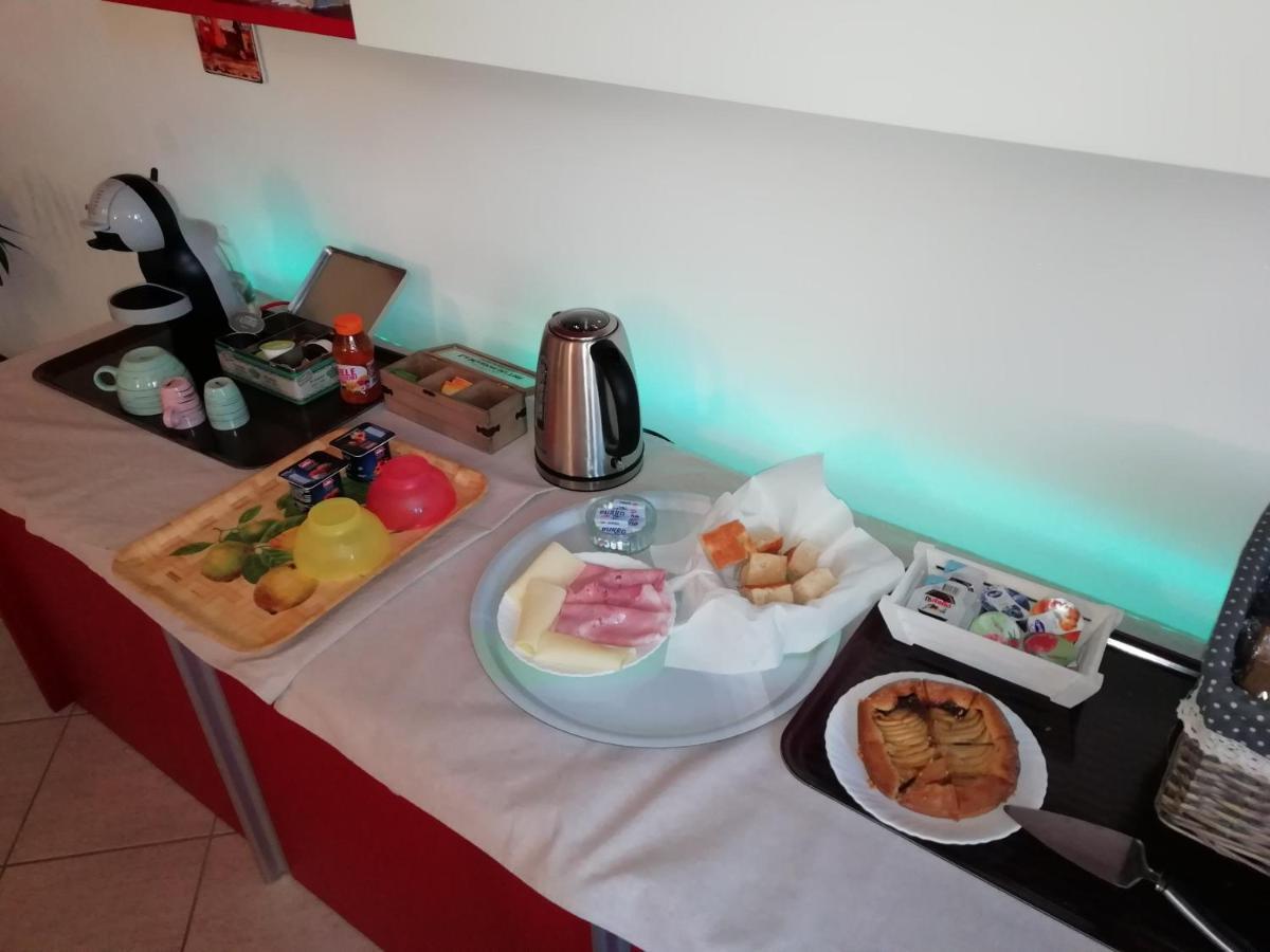 B&B La Casa Dei Frutti Di Bosco Garlasco Екстериор снимка