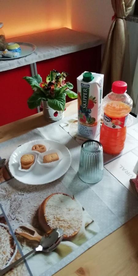 B&B La Casa Dei Frutti Di Bosco Garlasco Екстериор снимка