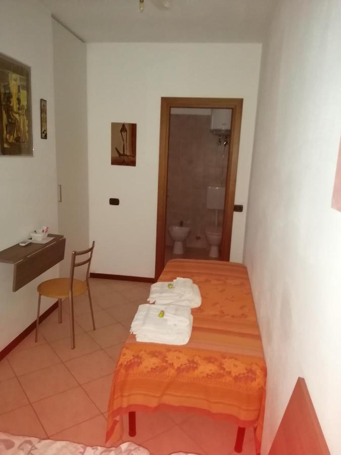 B&B La Casa Dei Frutti Di Bosco Garlasco Екстериор снимка